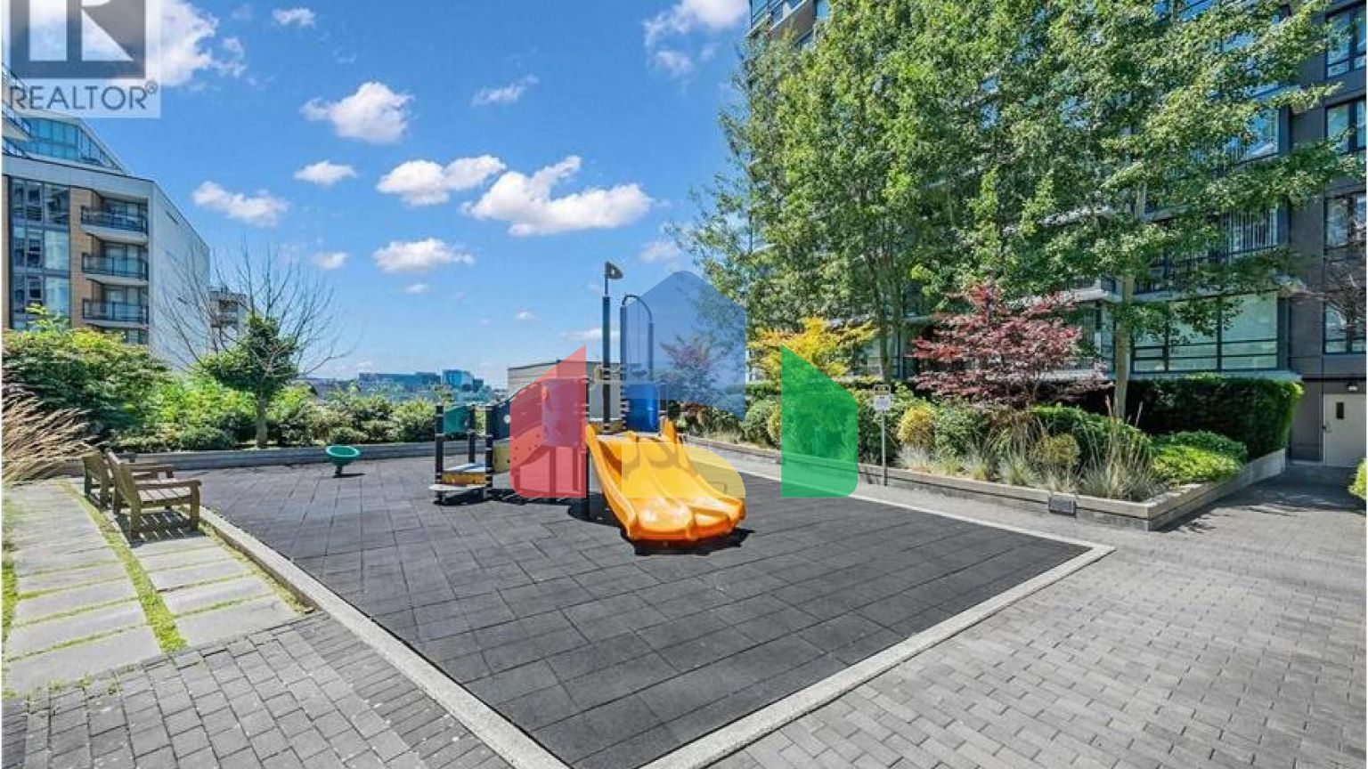 Residential - Single Family Home - Richmond, Canada - Canada