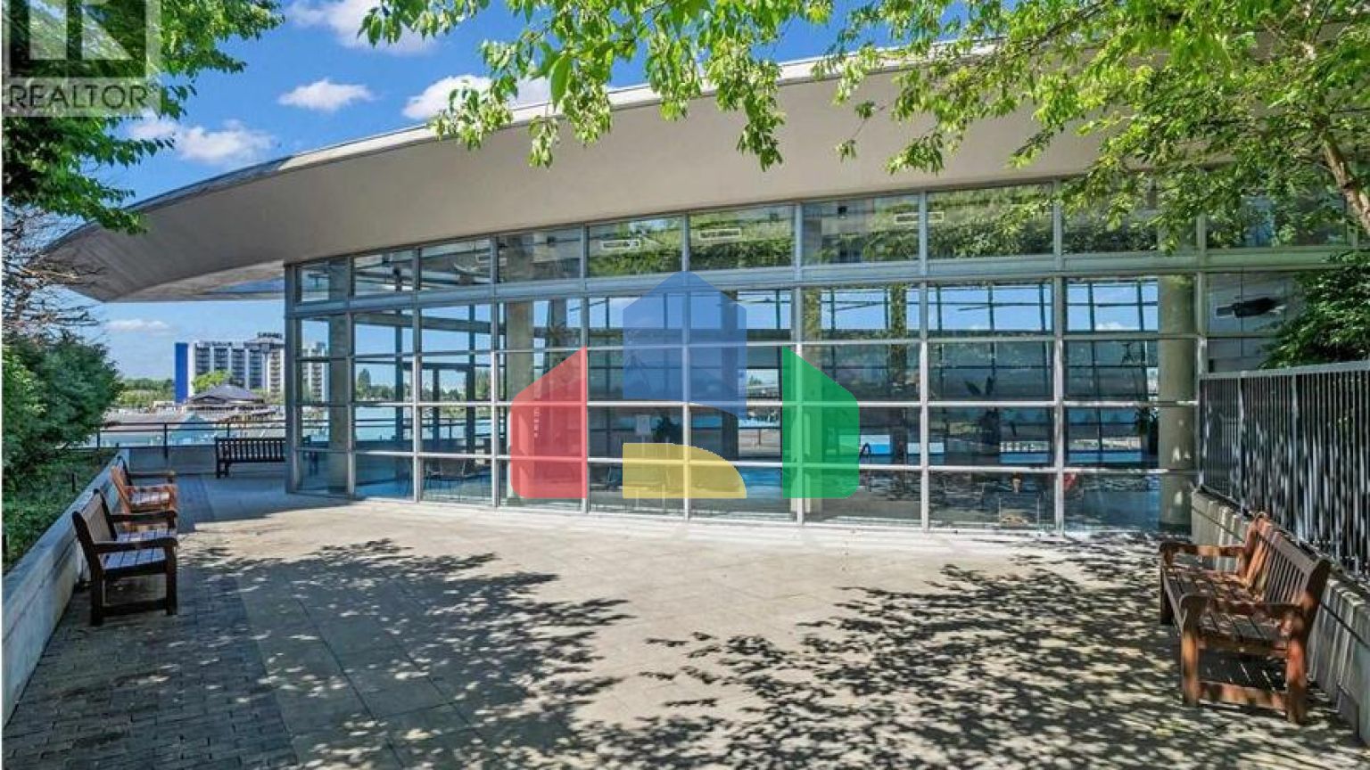 Residential - Single Family Home - Richmond, Canada - Canada