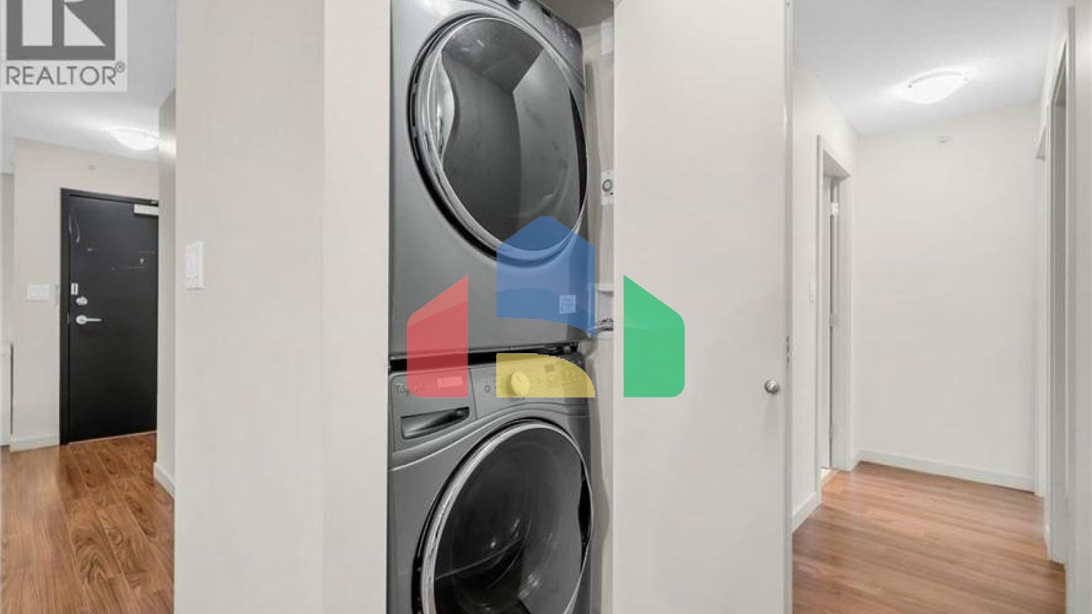 Residential - Single Family Home - Richmond, Canada - Canada