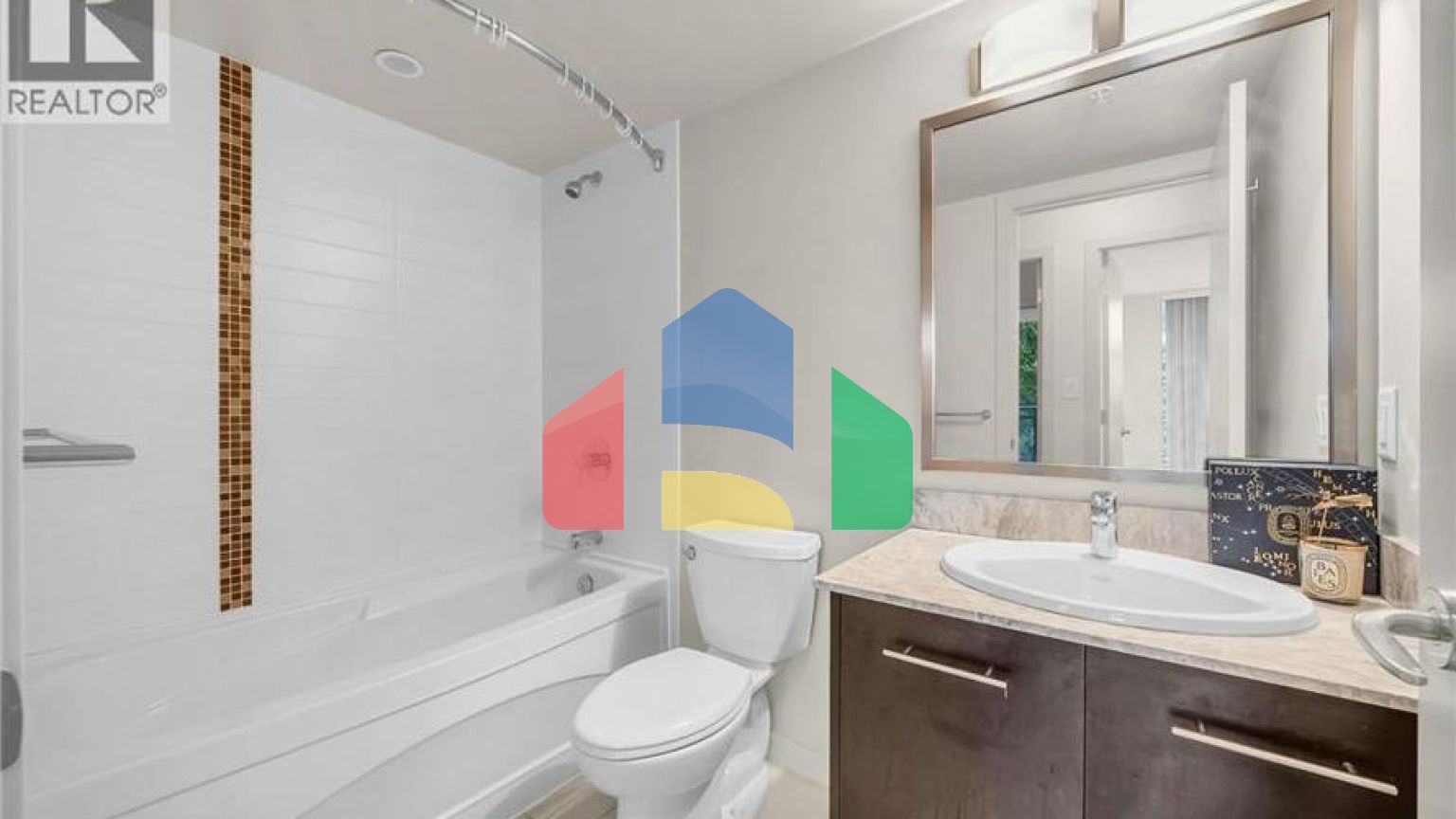 Residential - Single Family Home - Richmond, Canada - Canada