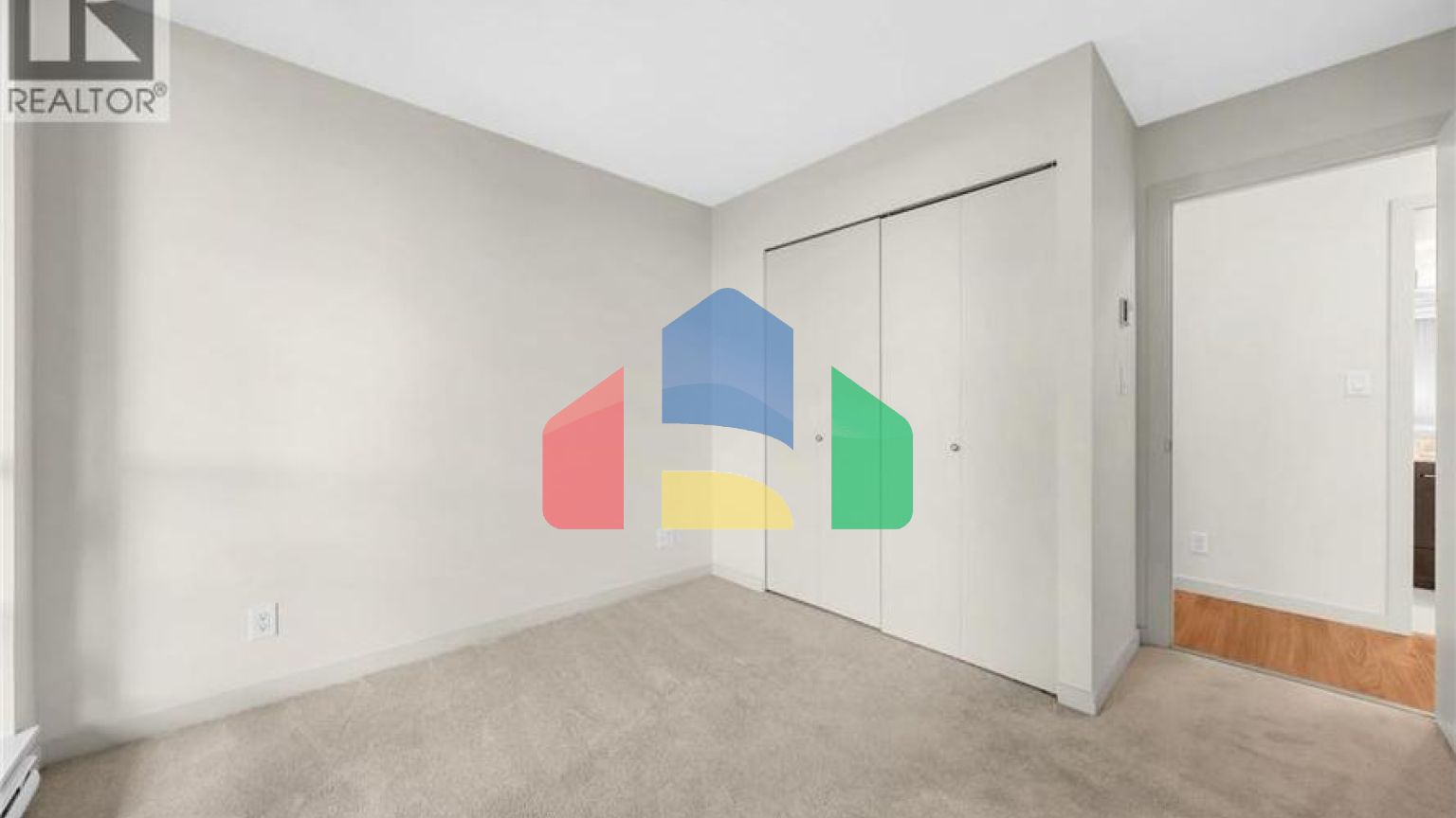 Residential - Single Family Home - Richmond, Canada - Canada