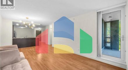 Residential - Single Family Home - Richmond, Canada - Canada