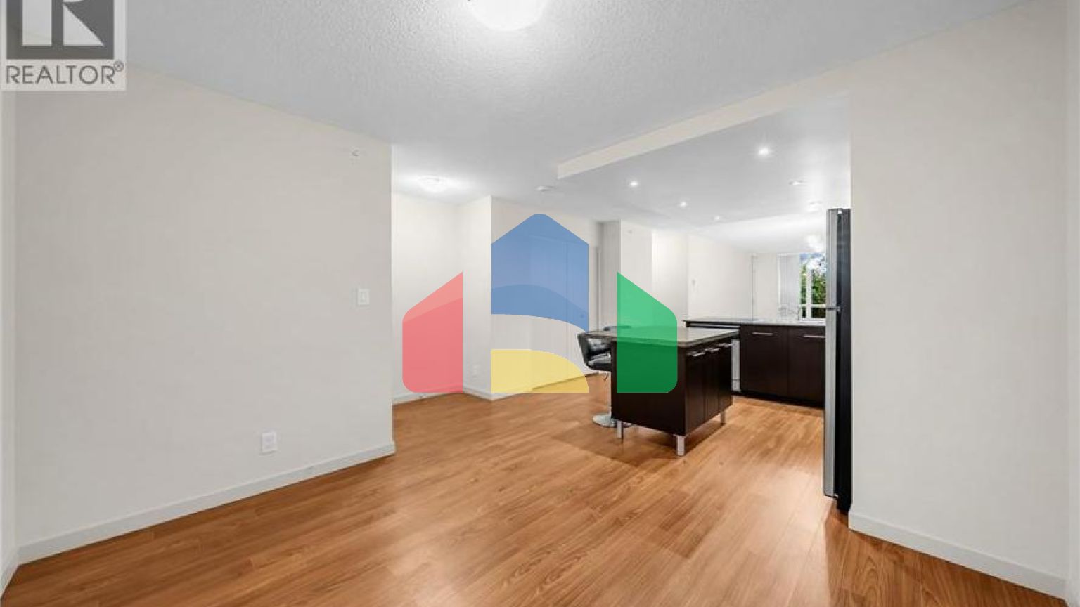 Residential - Single Family Home - Richmond, Canada - Canada