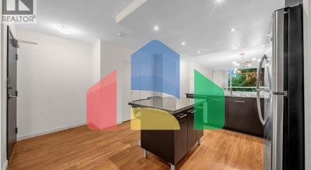 Residential - Single Family Home - Richmond, Canada - Canada