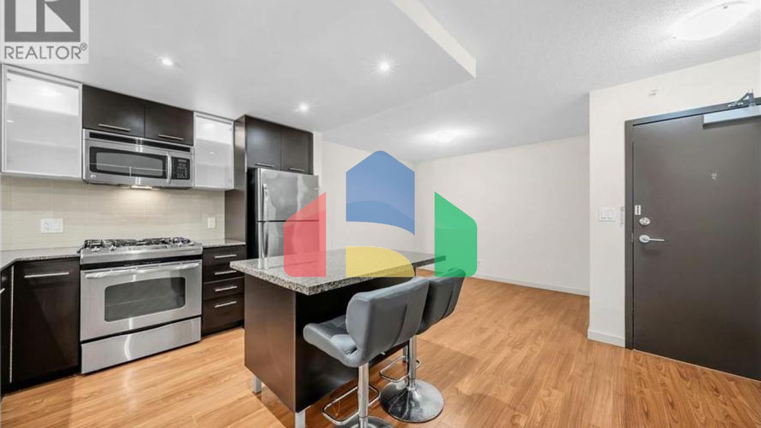 Residential - Single Family Home - Richmond, Canada - Canada