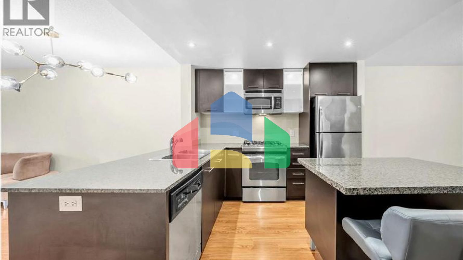 Residential - Single Family Home - Richmond, Canada - Canada