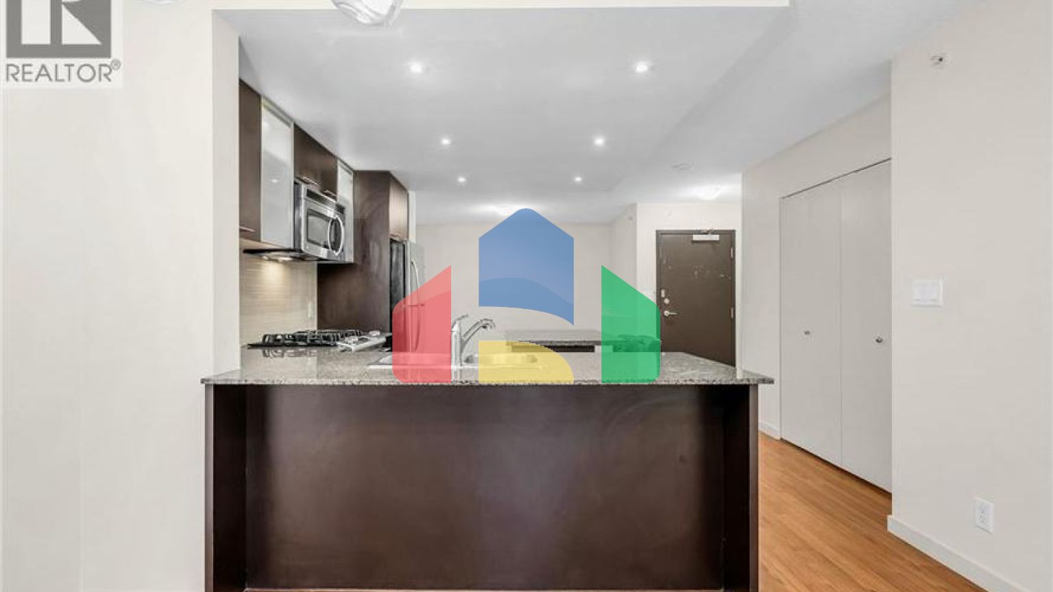 Residential - Single Family Home - Richmond, Canada - Canada