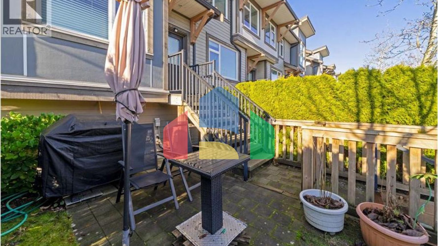 Residential - Townhouse - Richmond, Canada - Canada