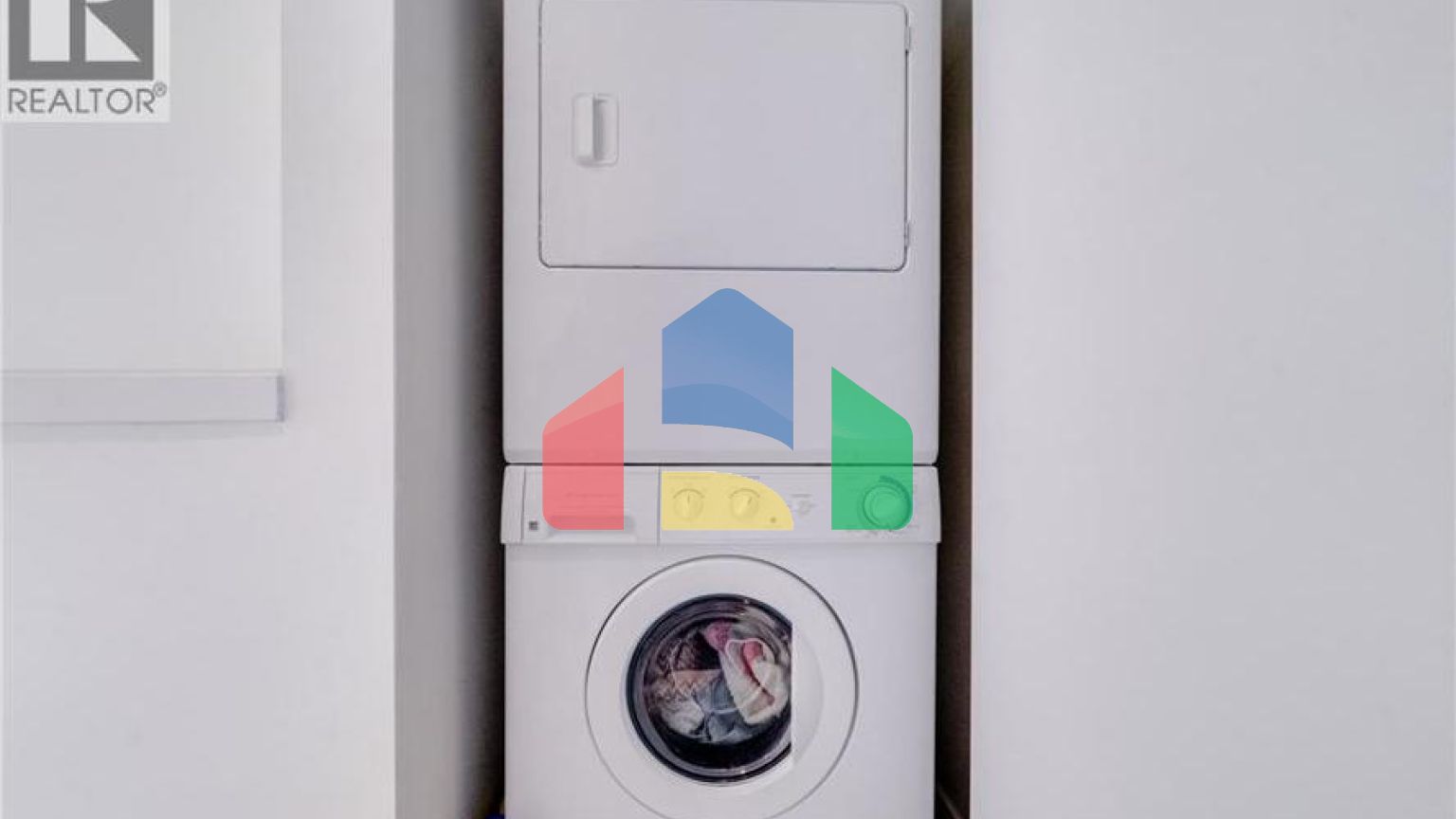 Residential - Townhouse - Richmond, Canada - Canada