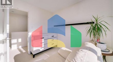 Residential - Townhouse - Richmond, Canada - Canada