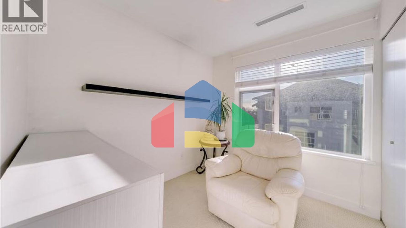 Residential - Townhouse - Richmond, Canada - Canada