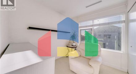 Residential - Townhouse - Richmond, Canada - Canada