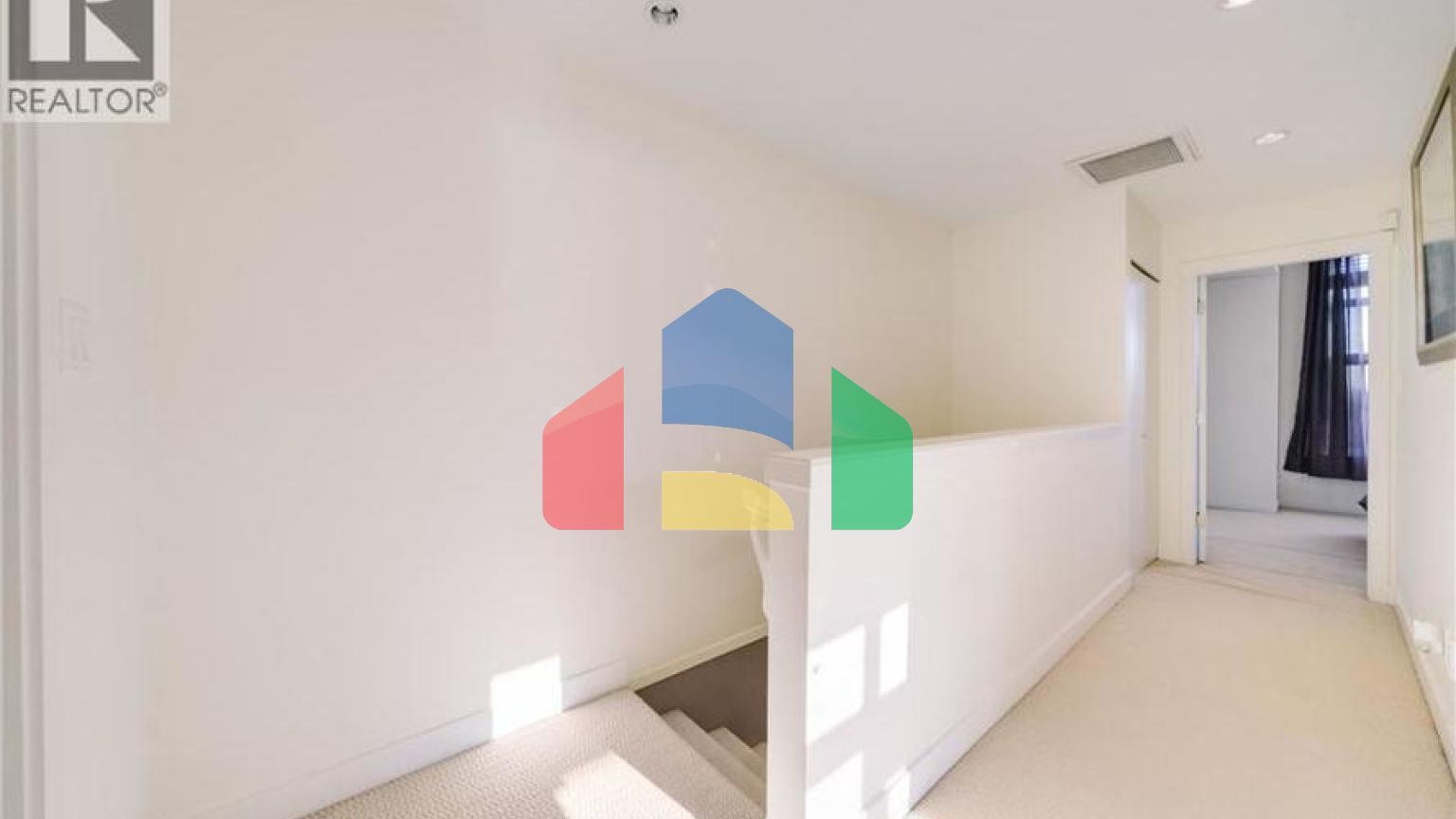 Residential - Townhouse - Richmond, Canada - Canada