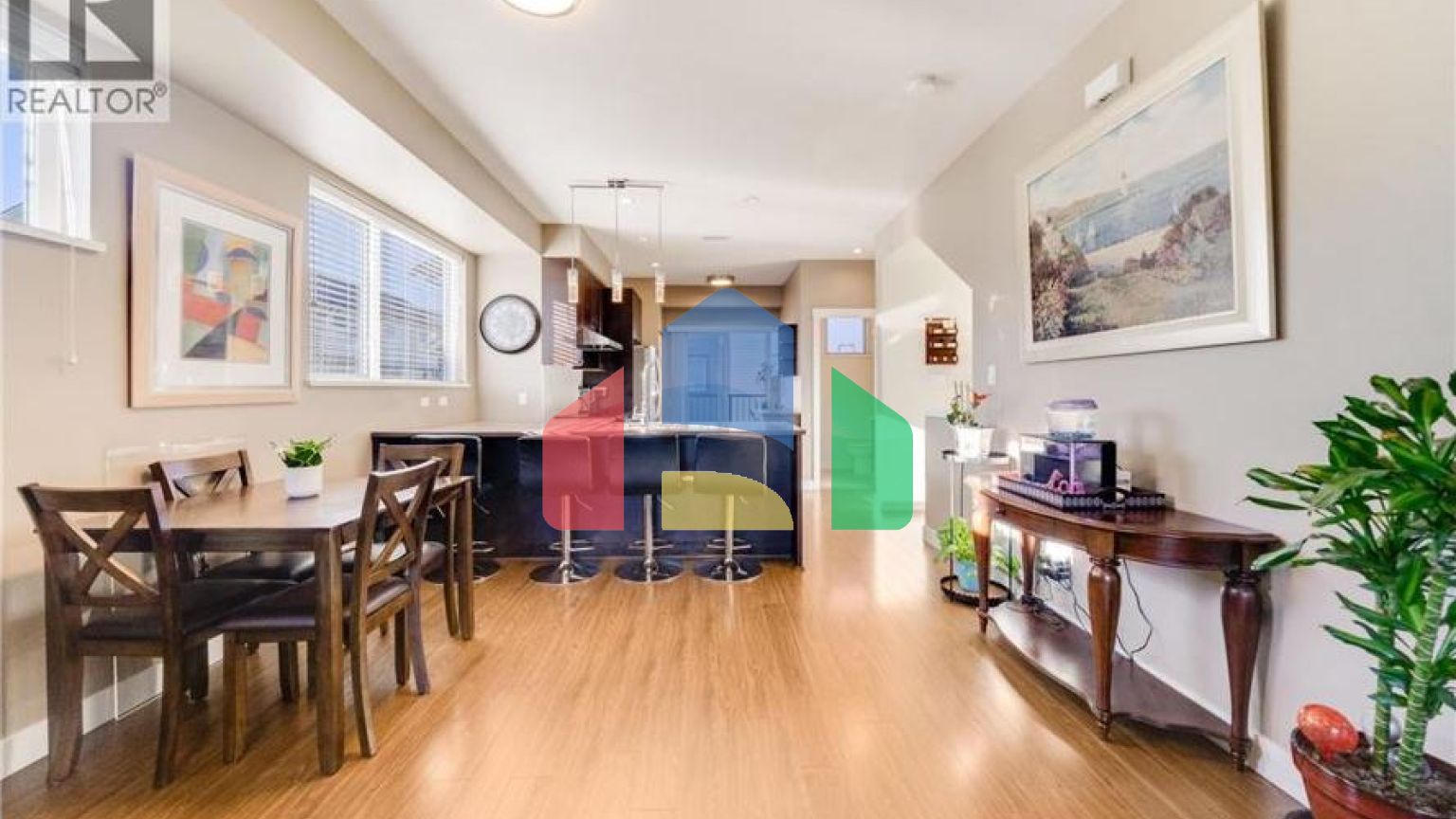 Residential - Townhouse - Richmond, Canada - Canada