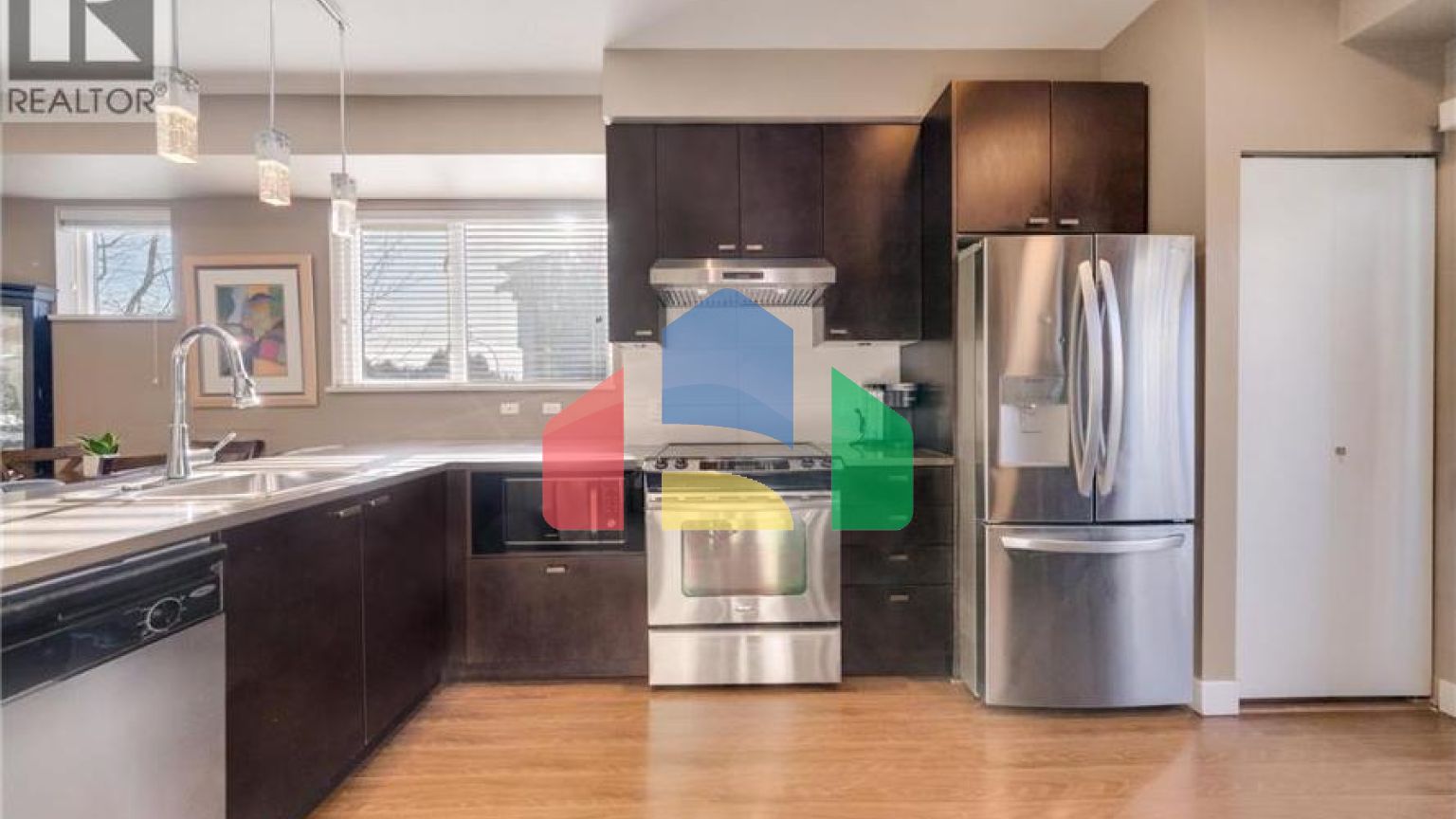 Residential - Townhouse - Richmond, Canada - Canada