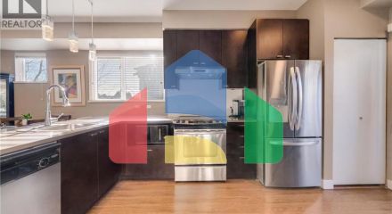 Residential - Townhouse - Richmond, Canada - Canada