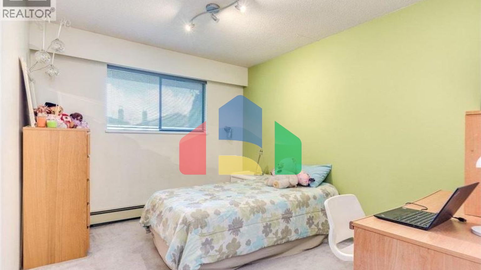 Residential - Single Family Home - Richmond, Canada - Canada