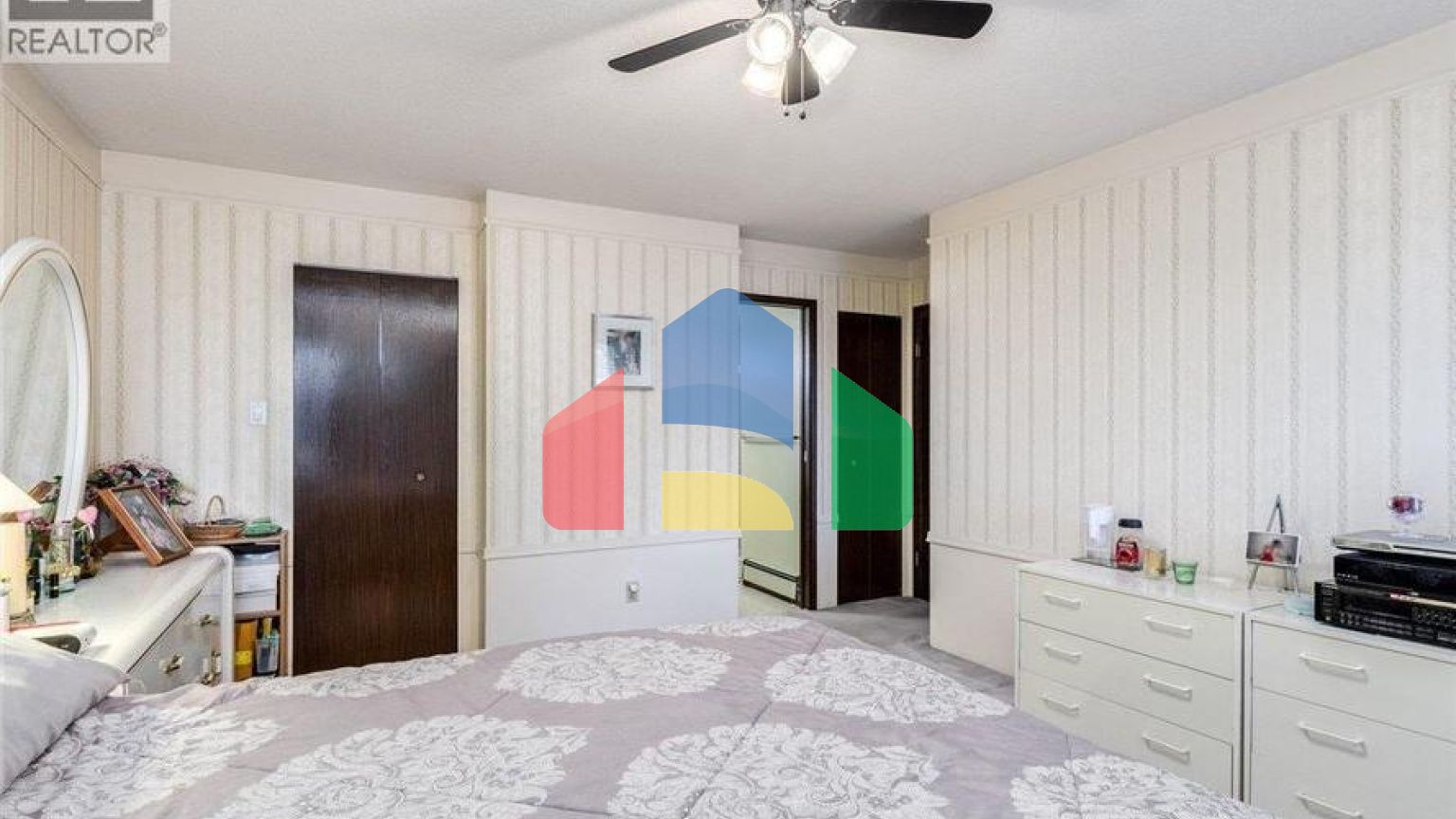 Residential - Single Family Home - Richmond, Canada - Canada