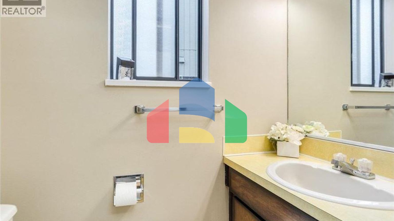 Residential - Single Family Home - Richmond, Canada - Canada