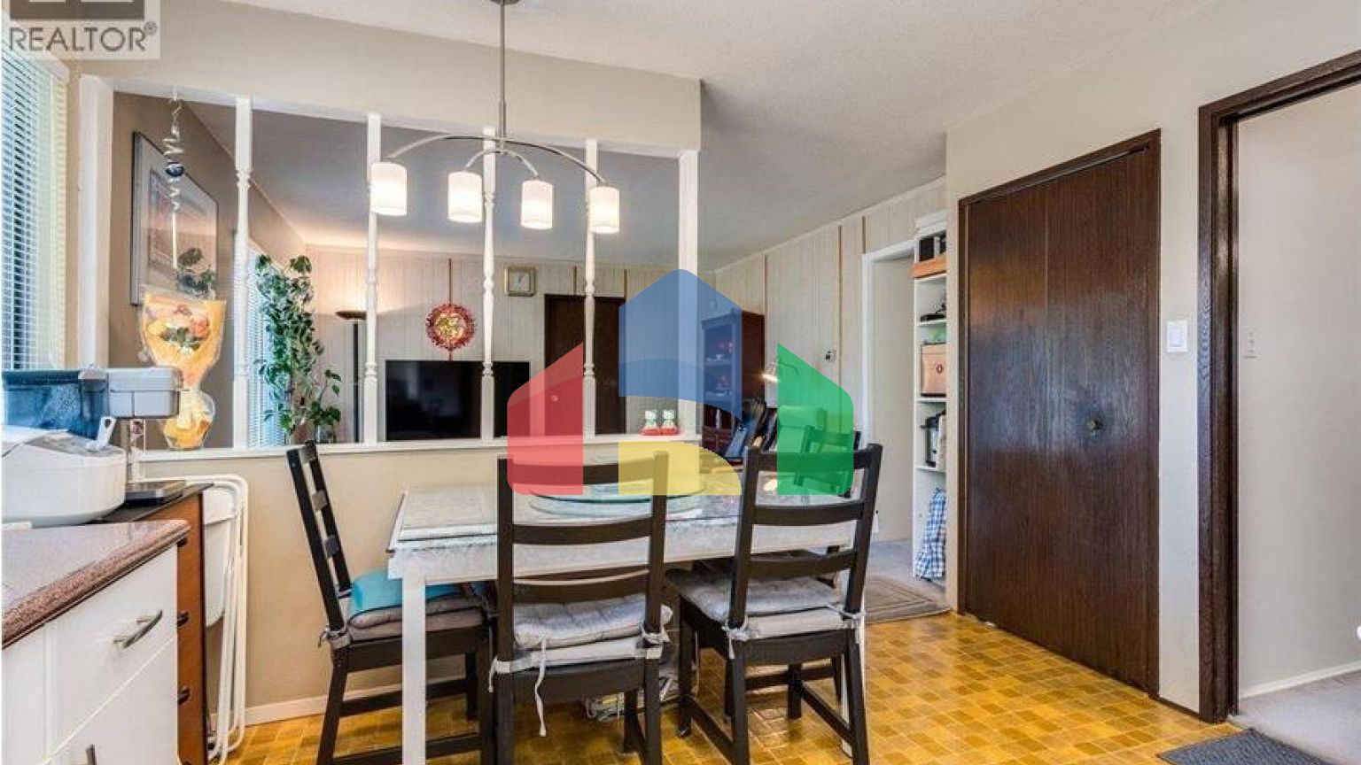 Residential - Single Family Home - Richmond, Canada - Canada