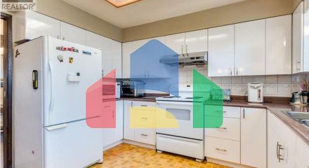 Residential - Single Family Home - Richmond, Canada - Canada