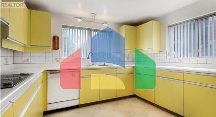 Residential - Single Family Home - Richmond, Canada - Canada