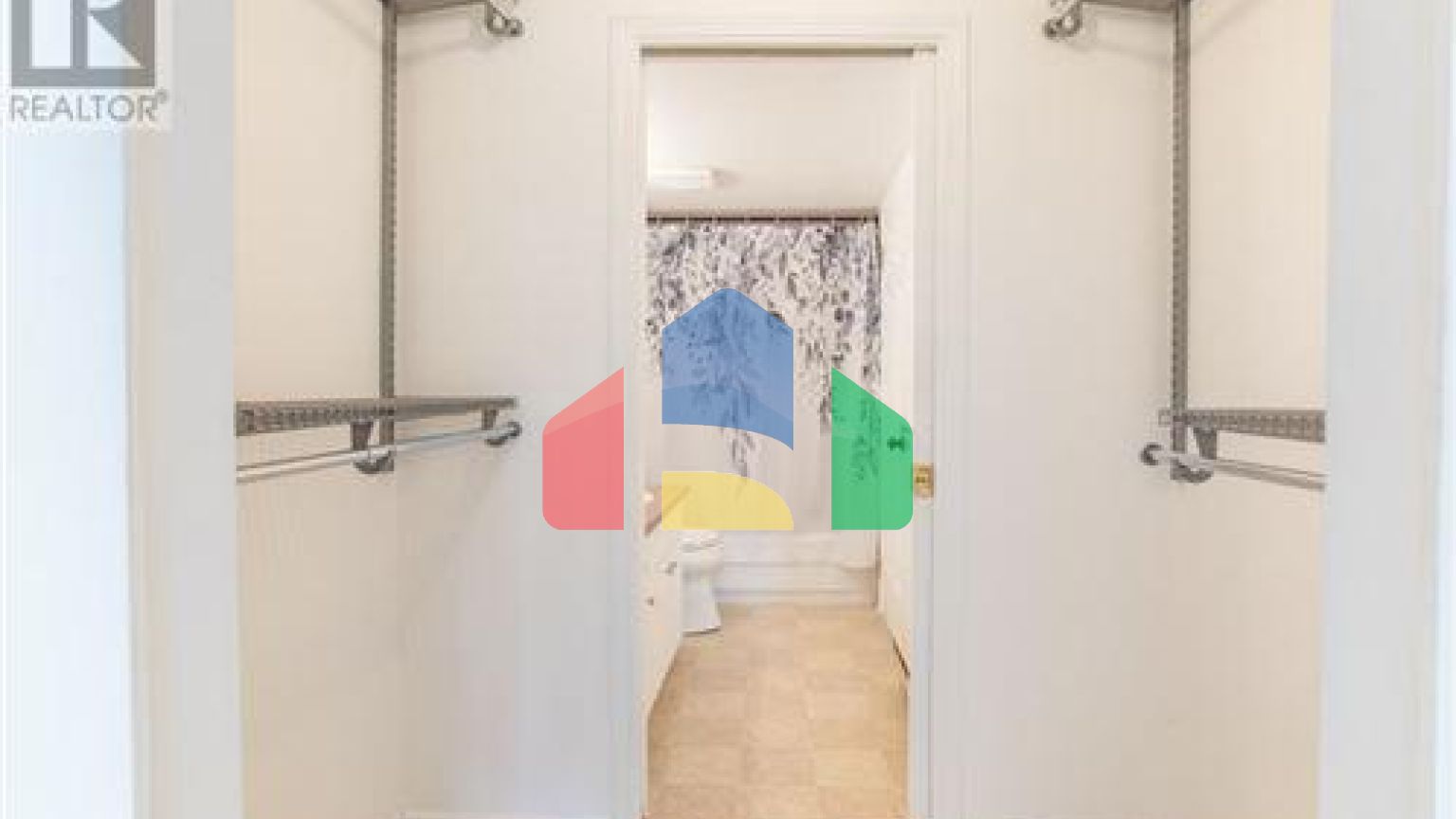 Residential - Condo/Apartment - Richmond, Canada - Canada