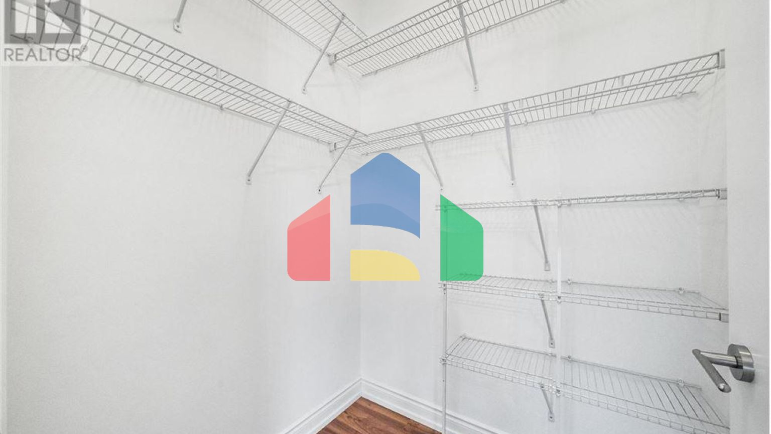 Residential - Single Family Home - Richmond Hill, Canada - Canada