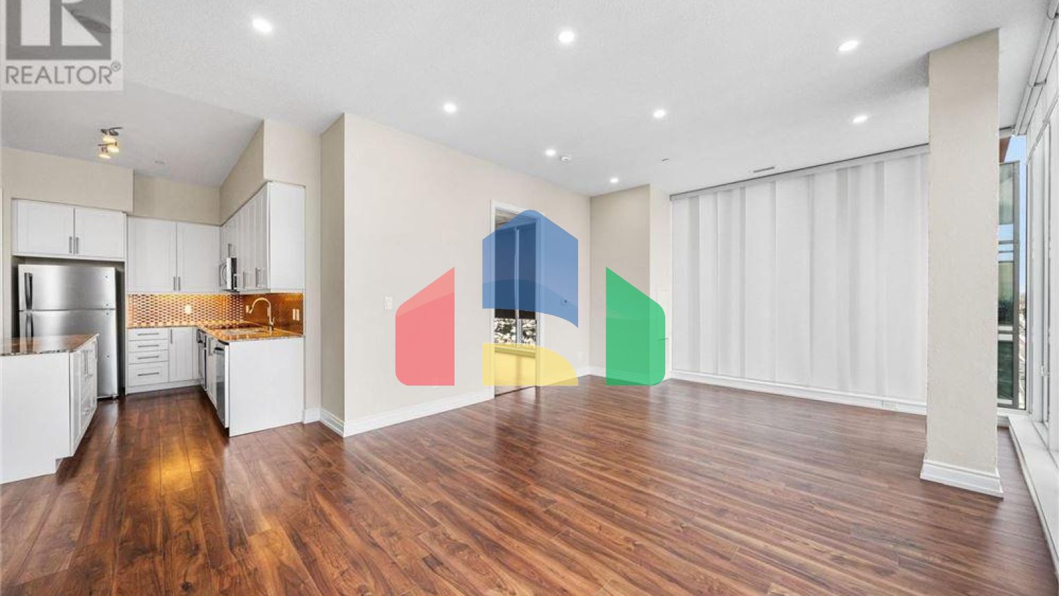 Residential - Single Family Home - Richmond Hill, Canada - Canada