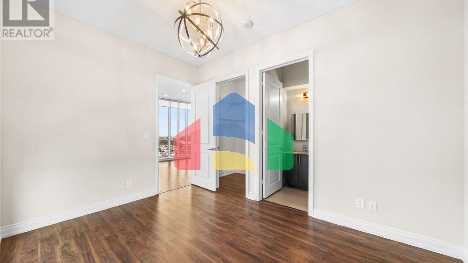 Residential - Single Family Home - Richmond Hill, Canada - Canada