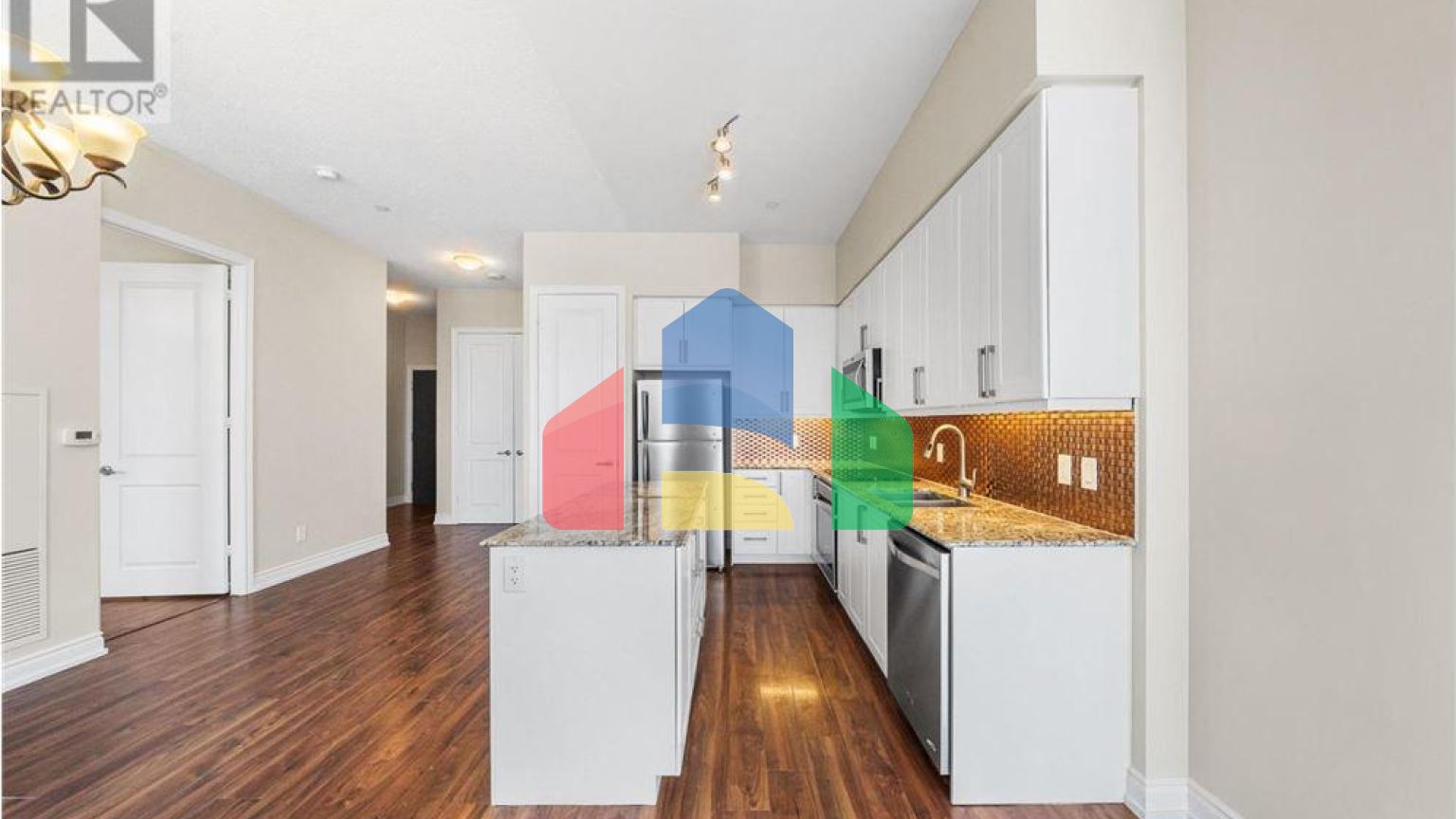 Residential - Single Family Home - Richmond Hill, Canada - Canada