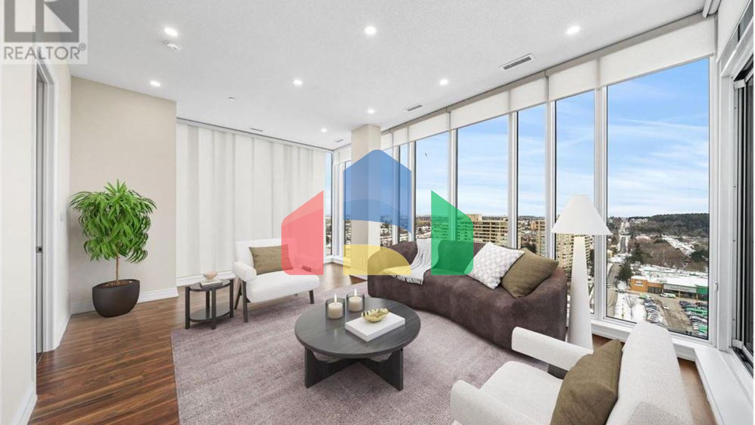 Residential - Single Family Home - Richmond Hill, Canada - Canada