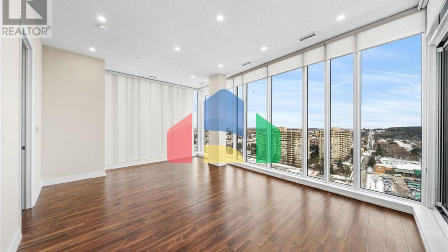 Residential - Single Family Home - Richmond Hill, Canada - Canada