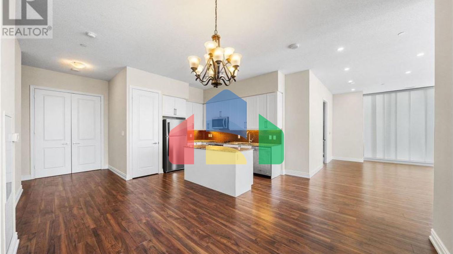 Residential - Single Family Home - Richmond Hill, Canada - Canada