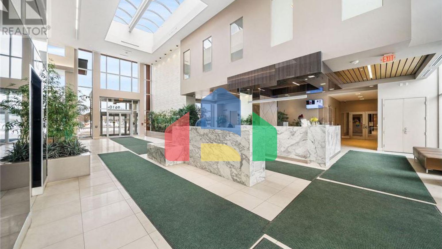 Residential - Single Family Home - Richmond Hill, Canada - Canada