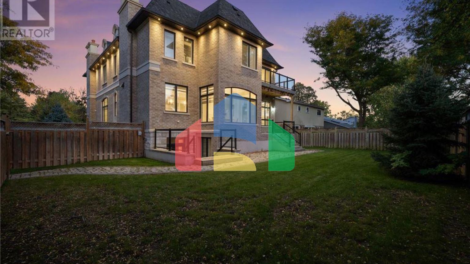 Residential - Single Family Home - Richmond Hill, Canada - Canada