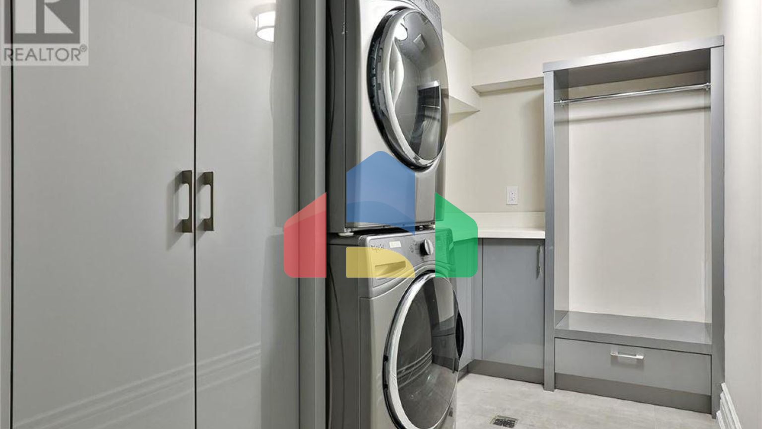 Residential - Single Family Home - Richmond Hill, Canada - Canada