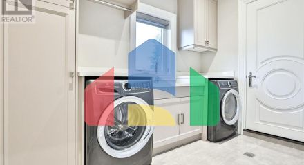 Residential - Single Family Home - Richmond Hill, Canada - Canada