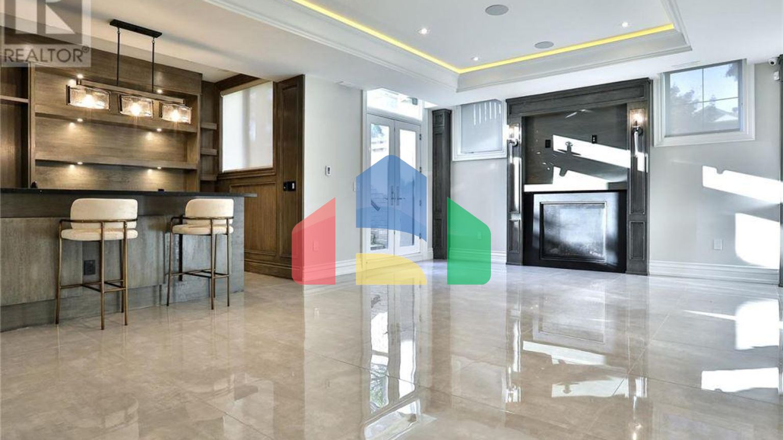 Residential - Single Family Home - Richmond Hill, Canada - Canada