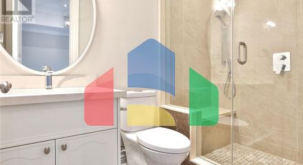 Residential - Single Family Home - Richmond Hill, Canada - Canada