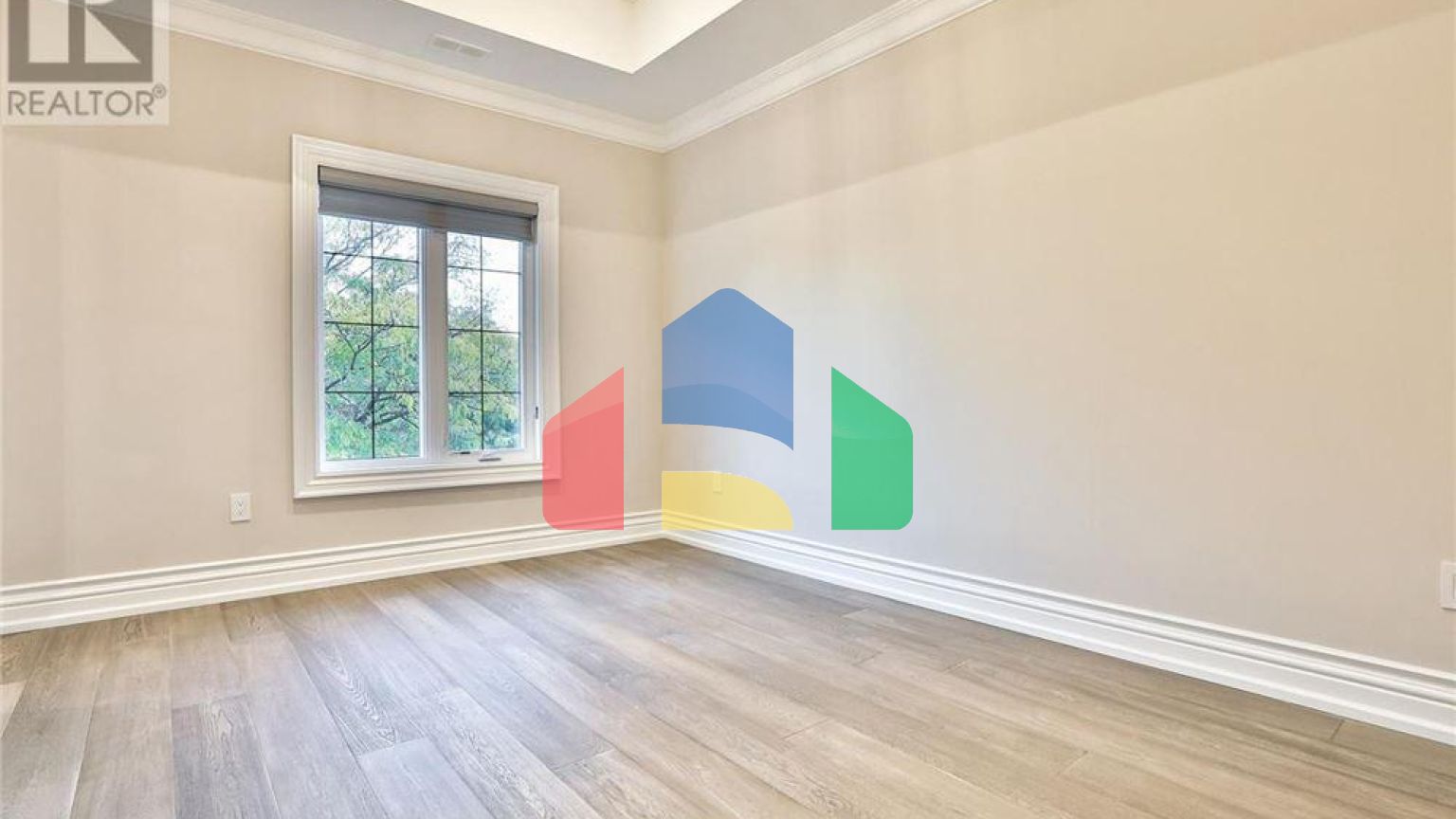 Residential - Single Family Home - Richmond Hill, Canada - Canada