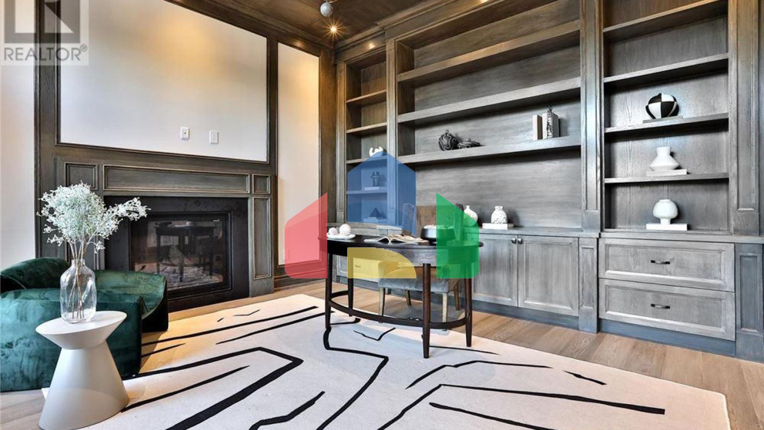 Residential - Single Family Home - Richmond Hill, Canada - Canada