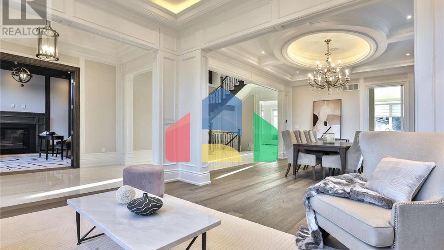 Residential - Single Family Home - Richmond Hill, Canada - Canada