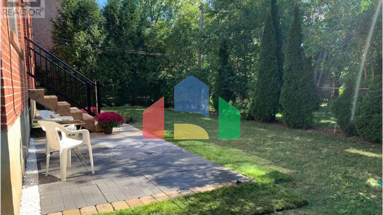 Residential - Single Family Home - Richmond Hill, Canada - Canada