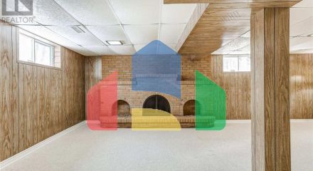 Residential - Single Family Home - Richmond Hill, Canada - Canada