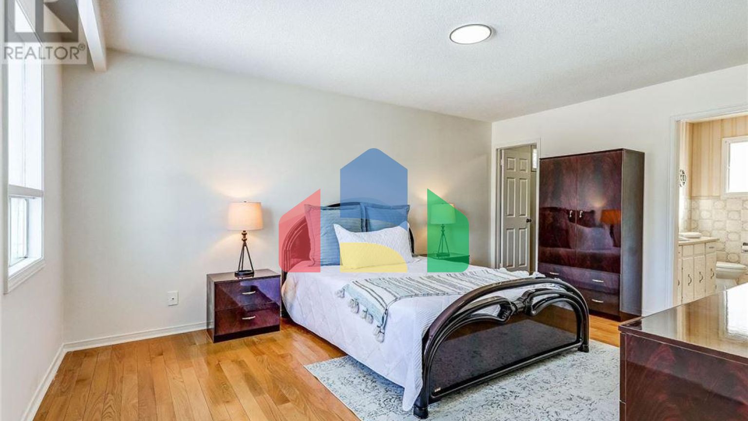 Residential - Single Family Home - Richmond Hill, Canada - Canada