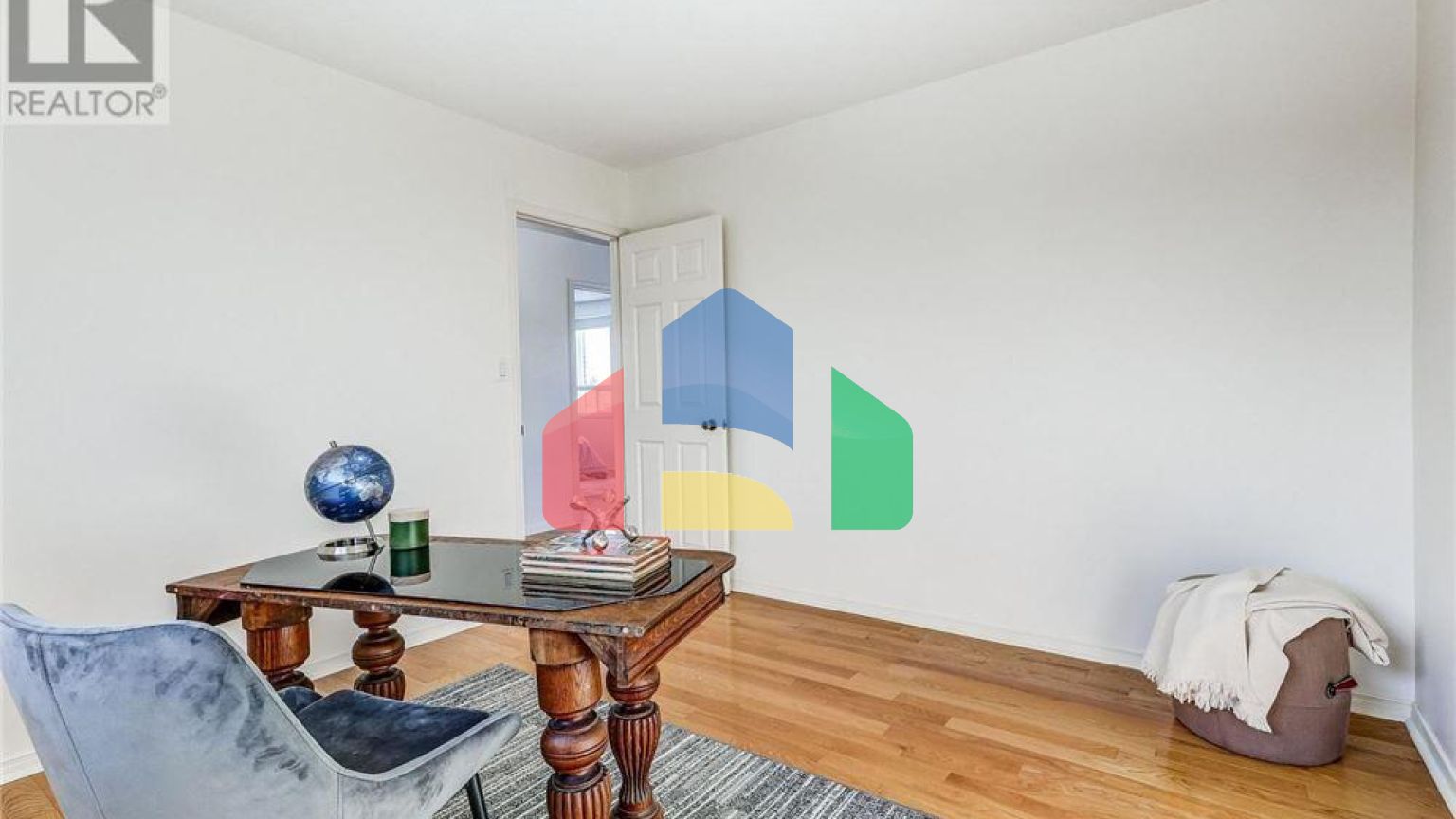 Residential - Single Family Home - Richmond Hill, Canada - Canada