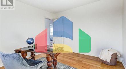 Residential - Single Family Home - Richmond Hill, Canada - Canada