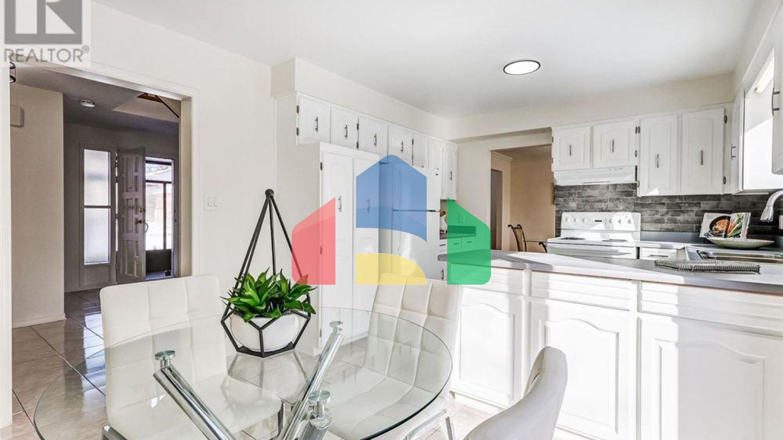 Residential - Single Family Home - Richmond Hill, Canada - Canada