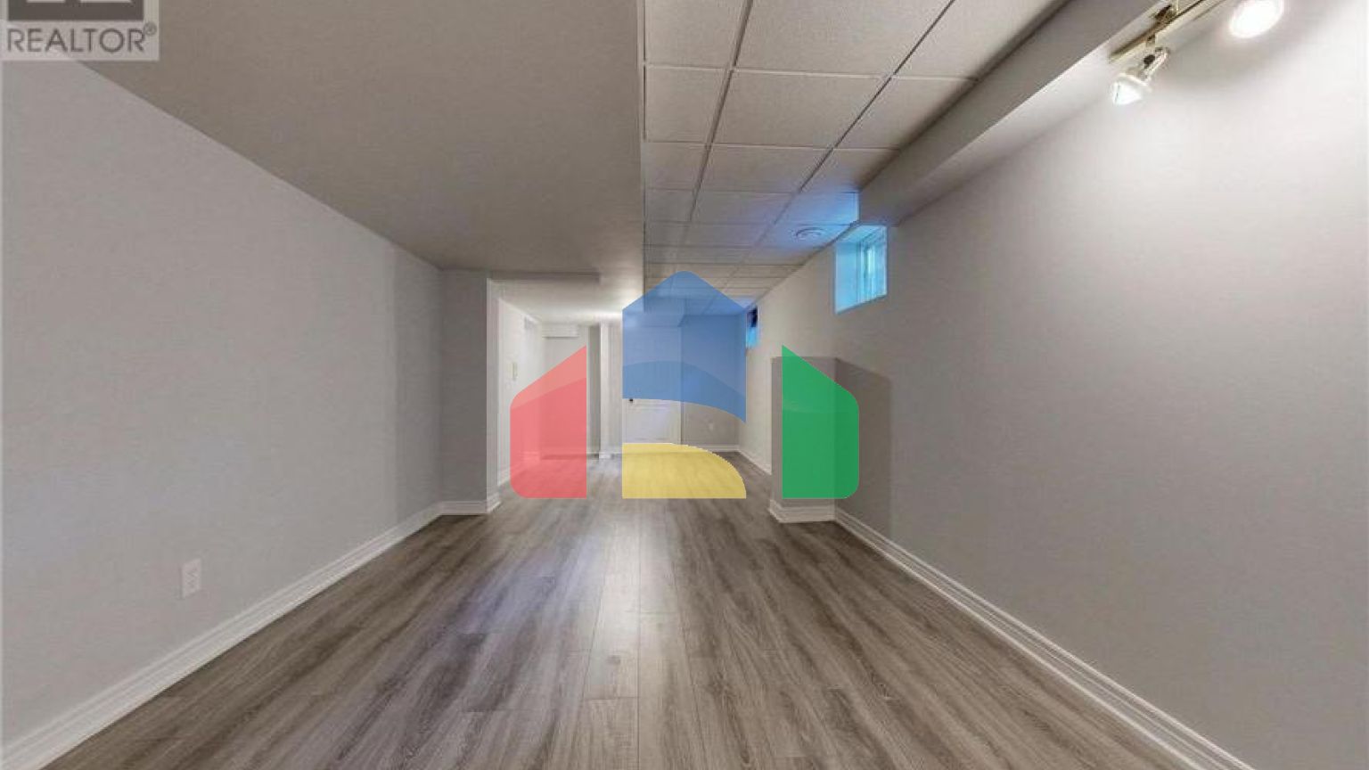 Residential - Single Family Home - Richmond Hill, Canada - Canada